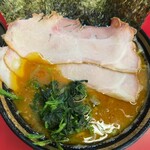 豚骨醤油ラーメン 王道家 - 