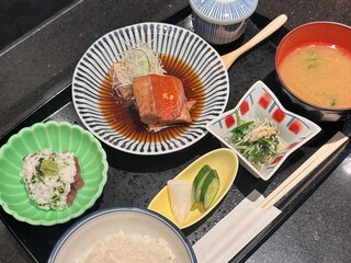 h Mita Kikuzirou - 煮魚膳