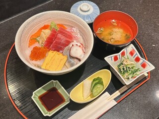 h Mita Kikuzirou - 海鮮丼膳