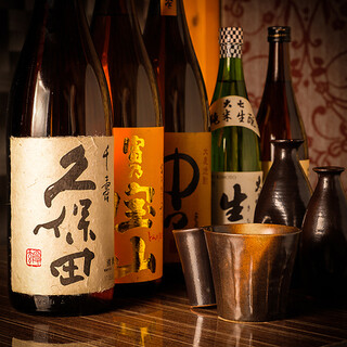 We offer famous sake from all over Japan!