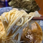 中華そば 吾衛門 - 麺リフト