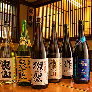 A must-see for Japanese sake lovers! We offer a wide range of products, including brewery-recommended specialties and shochu.