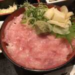 すし屋 銀蔵 - ♪トロットロ…ネギトロ丼