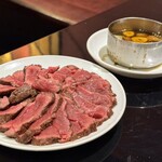 Tokyo Yakiniku Go - レッドクリフとにんにくバターソース