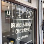 ALLEY CATS - お店の窓