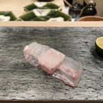 Kitashinchi Sushi Ikkon - ヒラメのえんがわのせ