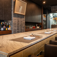 ON the TABLE CHINESE - シェフが見えるカウンター