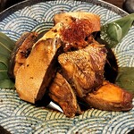 Sakanaryouri No Misedaruma - 鯛とブリの煮付け