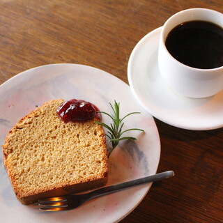 KIRI CAFE_1