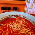 元祖ニュータンタンメン本舗 - スマホを片手で操作出来ないので、麺のリフトアップ写真が撮れないの。麺がつるっと美味しいよ