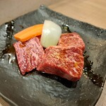 焼肉レストラン龍苑 - 厚切りカルビ(2178円)