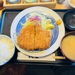 Tonkatsu Ton Kyuu - 