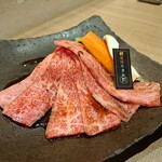 焼肉レストラン龍苑 - 霜降りカルビ(2680円)