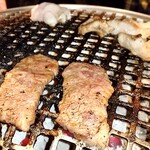 大衆炭火焼肉ジンギスカン ホルモン酒場 風土. - 