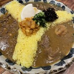 Odashitosupaisugansoerekutoronikare - よりどり3種ライス大盛　もち豚醤油キーマ、和牛旨味キーマ、週替わり　新じゃがの甘辛ビーフ