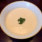 239661047 - カリフラワーのポタージュ　生クリーム感は少ないのに奥深い濃厚な味わい