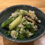 HanaKomachi - のはら農研ひのひかり、菜花、アスパラガス、とこぶしの土鍋ごはん