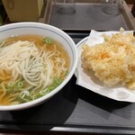 ウエスト  - 590円税込　かき揚げうどん　細麺