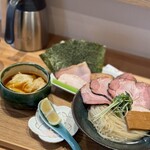 Tsukesoba Tsuzakura - 