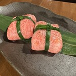 焼肉 肉萬 - 