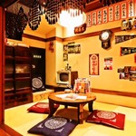 Yakiton Oogiri - 昭和レトロな雰囲気漂う店内のお座敷はご予約必須です！