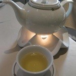中国飯店 富麗華 - ポットウォーマーで常に温かいお茶が飲めます
