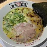 河童らーめん本舗 - 料理写真:白河童(ﾉ´▽｀)ﾉ♪