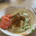Yakiniku Juujuu Karubi - セットのサラダ