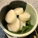 くるくる寿し - 山芋漬け