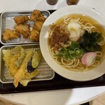 てんてん アピタ千代田橋店 - 天麺と唐揚げ6個