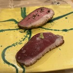 鴨一ワイン酒場 SUN - あいち鴨寿司(ロース片面炙り、ロースのパストラミ)