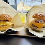 DOUG'S BURGER - 料理写真: