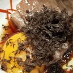 にく稲 - トリュフを贅沢にすり下ろしてトッピング！