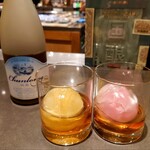 蓮 - 紹興酒（ジャスミン氷、ハイビスカス氷）