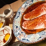 にく稲 - 見た目も豪華な雪むろ芳醇和牛サーロイン焼きすき！