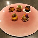 蓮 - 紹興酒、XO醤、うにく、炭、鮑