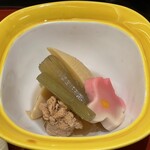Shikisai Ichiriki - 煮物　鯛の子