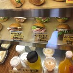 ラッセン 本店 - ベーグルサンドのラインナップ！