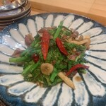 天満天神飯店 - 菜の花とホタルイカにんにく炒め