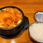 韓国料理 YOGIYO - スンドゥブチゲ+ごはん