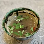 美膳茶寮 千 - 薬膳スープ。キノコの風味で滋味深いお味✨