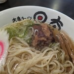 大泉ラーメン 日太 - 夢中になってドンドン啜っちゃいます。