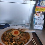 らあめん花月嵐 - 期間限定の肉そばです、肉と玉ねぎの相性バッチリでした