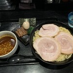 Menya Eikichi Kachou Fuugetsu - 特製カリーつけ麺　1,240円