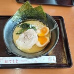 香芝家系ラーメン まねき家 - 家