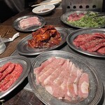 Yakiniku Dondon - 