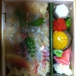 紫野和久傳 - 鯛ちらし弁当 2625円