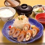 とん兵衛 - ロールミックス定食