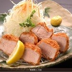 とん兵衛 - 黒豚厚ヒレかつ定食
