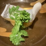 日本料理FUJI - (お椀)エボダイ、菜の花、レッドムーン